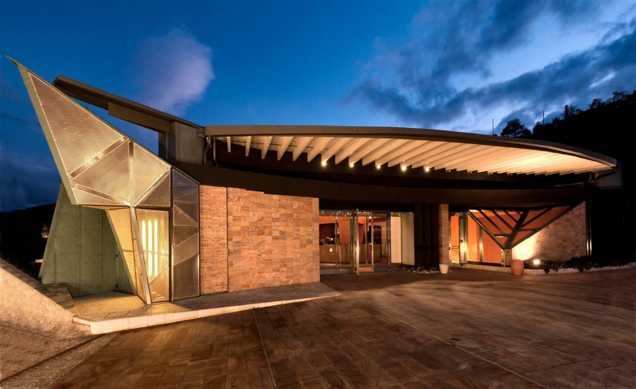 Bouganville Hill Resort & Wellness Space Picerno Exterior photo